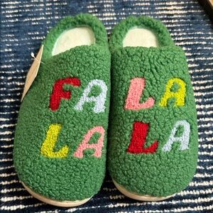 Paper Source Holiday Slippers Size Womens 6-10